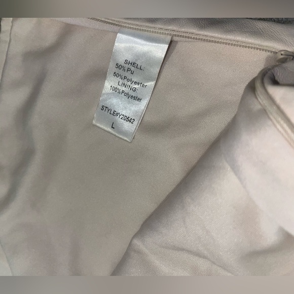 DO+BE Soft Cream Skort - Picture 4 of 4